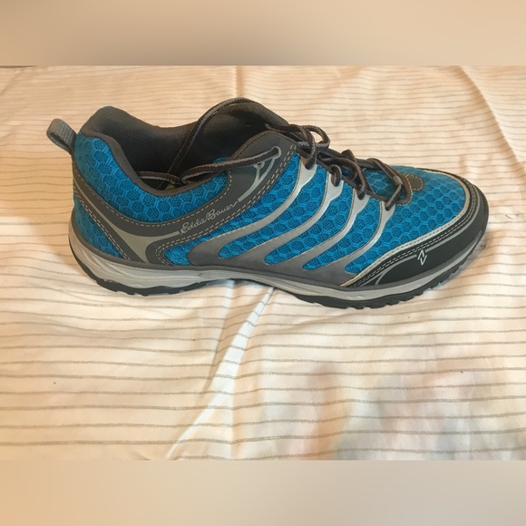 NWOT Eddie Bauer Women’s Hiking Sneaker (Size 10) NEVER WORN! - Picture 6 of 7